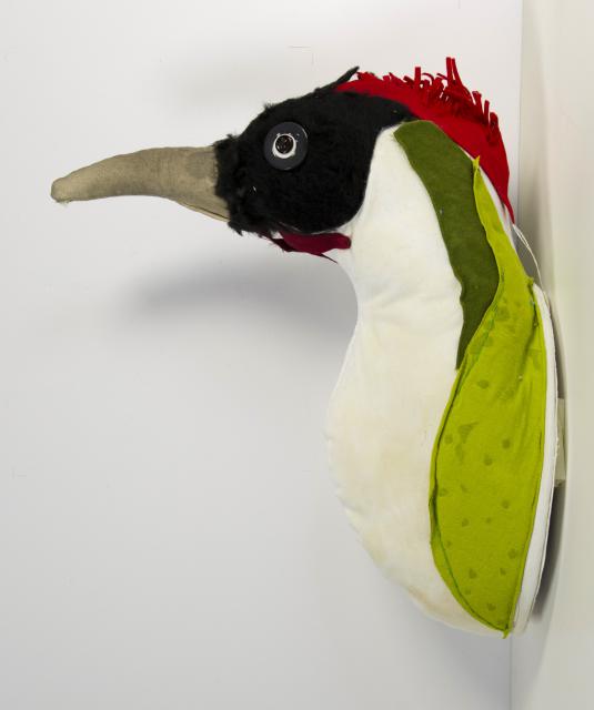 Tock, tock, tock   -   Vogelköpfe als Wandtrophäen