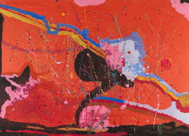 Farbspuren auf rotem Hintergrund